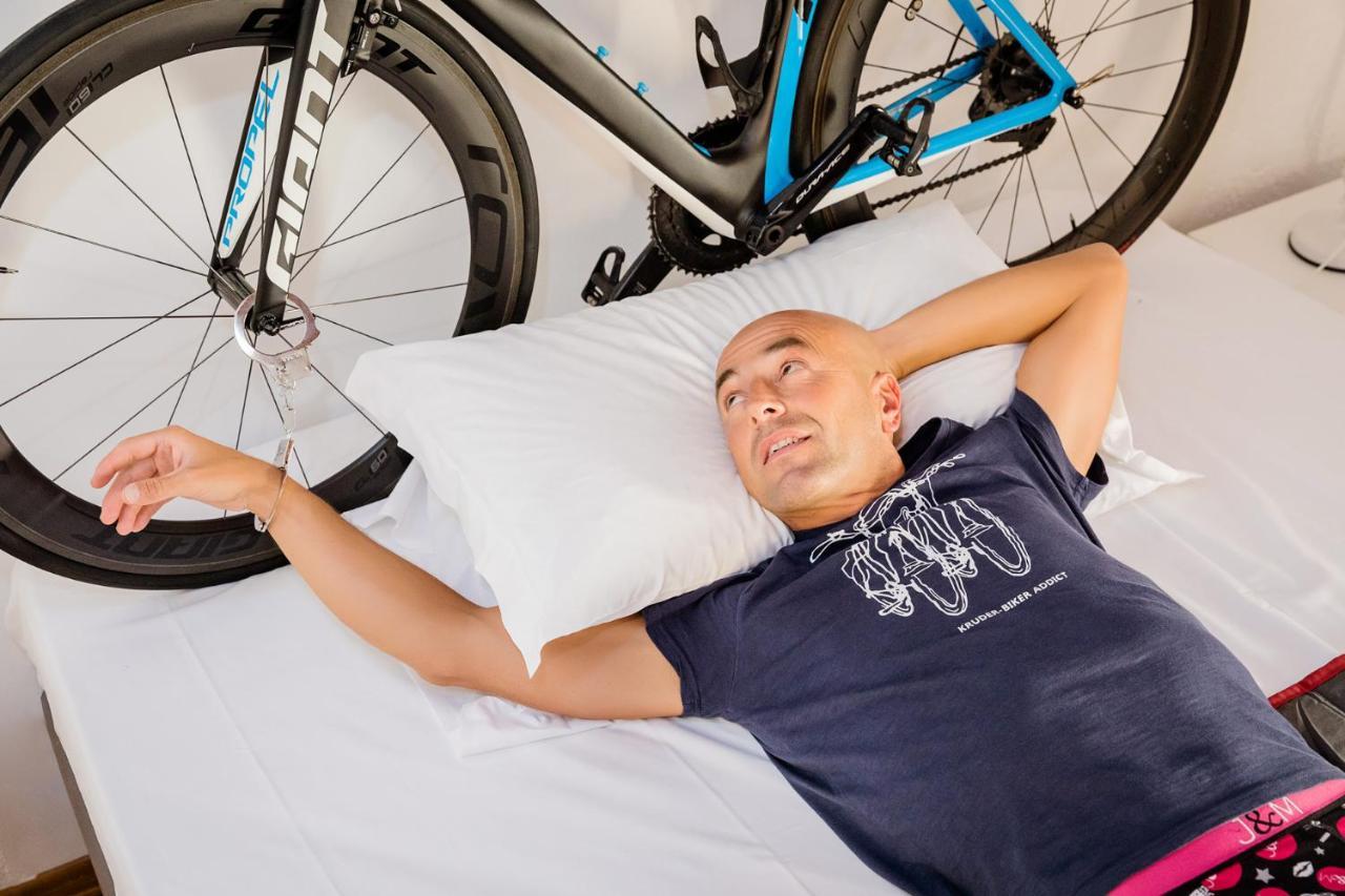 Alp Apartments Ski & Bike - Tourneuve5 Aosta Eksteriør billede